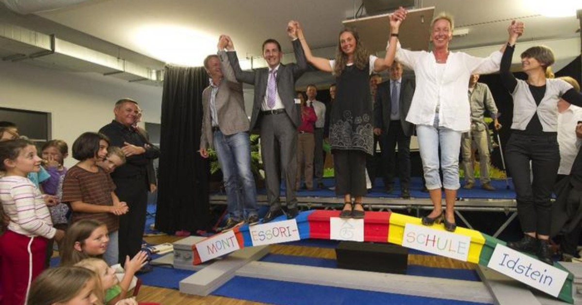 Montessori-Schule feiert Einweihung ihres Neubaus