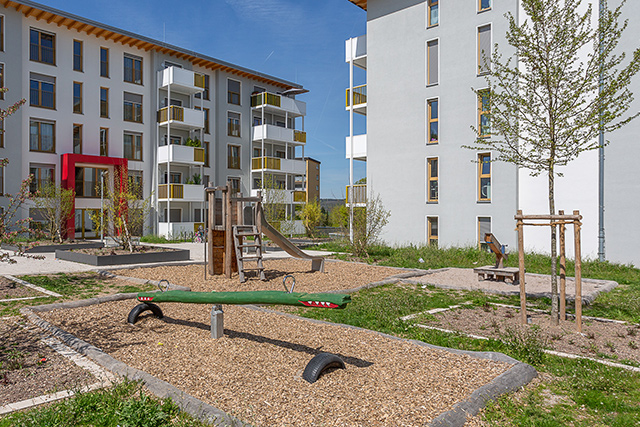 Gottfried-Keller-Str. 41 Liegenschaftseigener Spielplatz